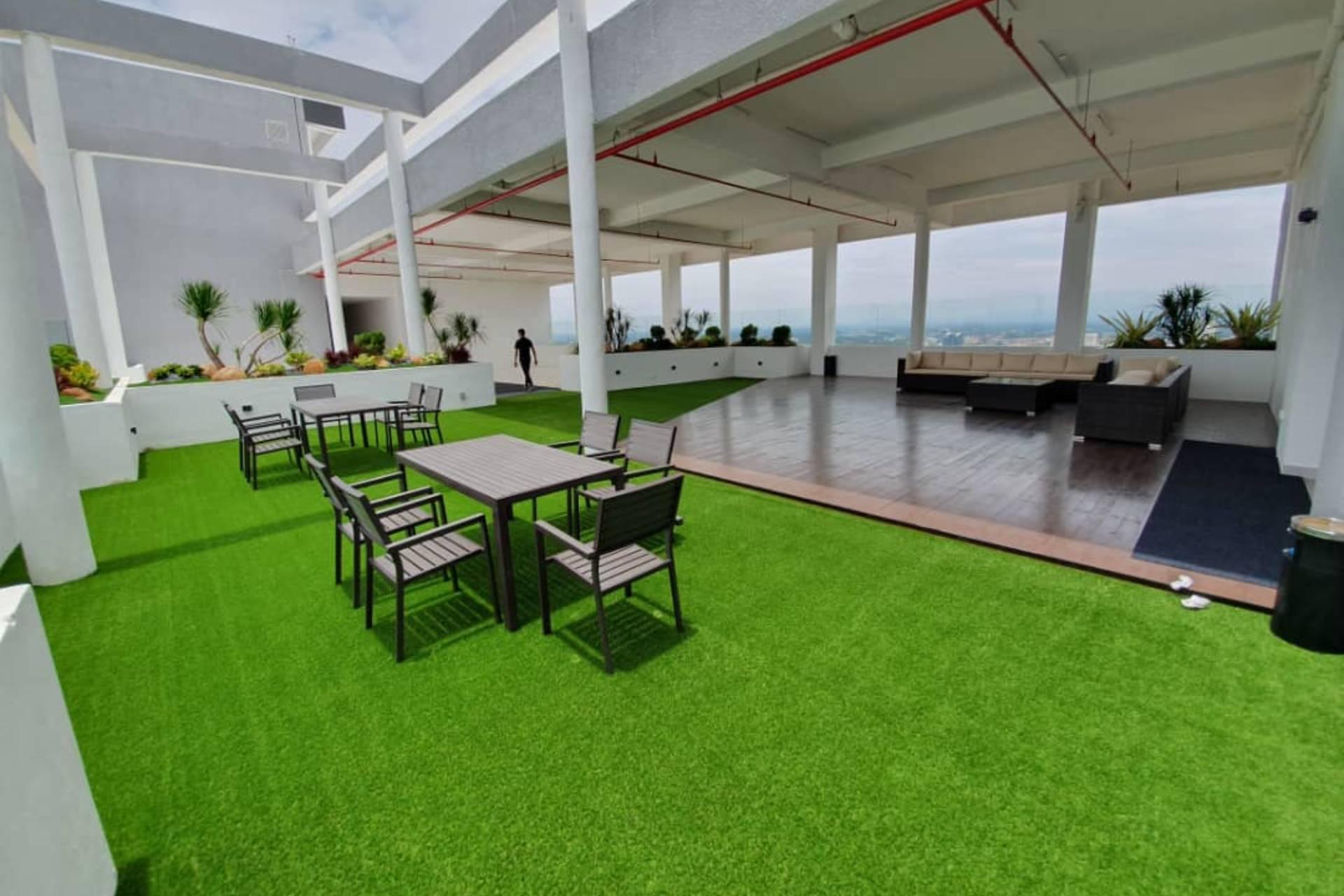 Artificial Grass Installation in Dubai - Royal Parks Landscaping